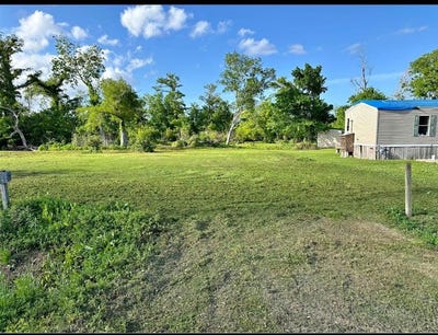 /international/us/e-39th-street-lot-3-block-8-cut-off-la-110108531850/