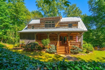/international/us/246-fiddle-and-a-bow-lane-sylva-nc-110120550853/