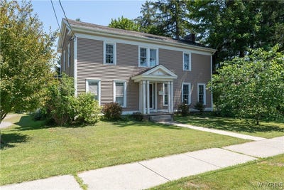 /international/us/8-jefferson-street-attica-ny-110101348841/?lang=en