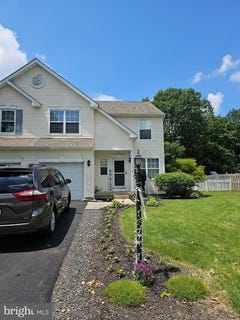 /international/us/1138-virginia-way-quakertown-pa-110100185817/
