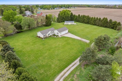 /international/us/460-e-railroad-avenue-leland-il-110107734474/