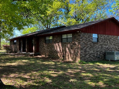 /international/us/208-brewer-heavener-ok-110107157680/