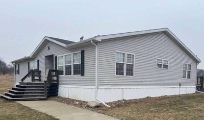/international/us/805-golden-shores-creston-ia-110106678394/