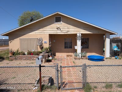 /international/us/6726-n-56th-avenue-glendale-az-110107697851/