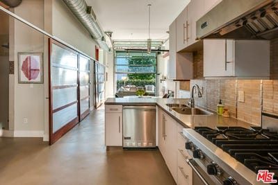/international/us/1152-n-la-cienega-blvd-west-hollywood-ca-110106567167/