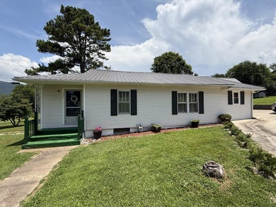 /international/us/369-e-illinois-avenue-whitwell-tn-110100525874/