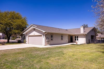 /international/us/2332-rock-creek-dr-kerrville-tx-110105700808/