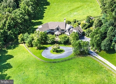 /international/us/438-ground-hog-college-road-west-chester-pa-110107378824/