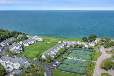 /international/us/62-fairway-drive-cedarville-ma-110107319765/