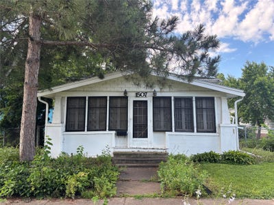 /international/us/1507-warford-street-perry-ia-110100764863/