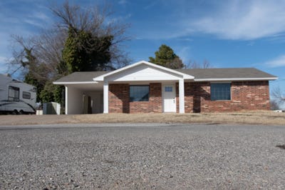 /international/us/321-e-5th-watonga-ok-110105982145/