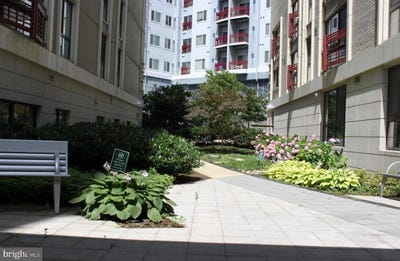 /international/us/7915-eastern-avenue-silver-spring-md-110099109188/?lang=en