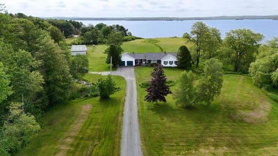 /international/us/519-mariaville-road-ellsworth-me-110100379372/