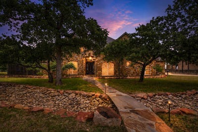 /international/us/740-post-oak-road-gordon-tx-110108251400/