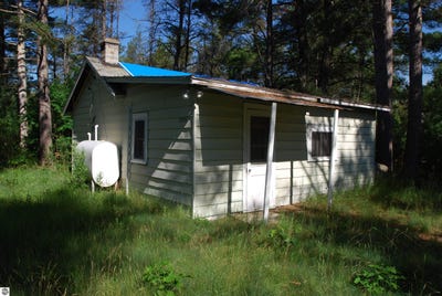 /international/us/7876-curley-road-south-branch-mi-110100445123/