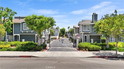 /international/us/15058-providence-lane-north-hills-ca-110099703696/