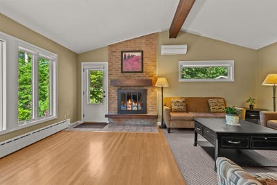 /international/us/3310-lincoln-street-wisconsin-rapids-wi-110108348523/