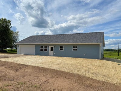 /international/us/330-s-river-drive-pound-wi-110109009413/