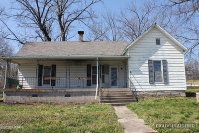 /international/us/100-s-oak-street-south-greenfield-mo-110107857904/