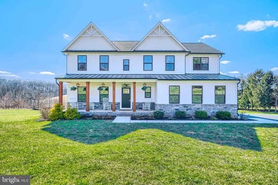 /international/us/2553-hanover-pike-hampstead-md-110106730614/