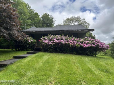 /international/us/1970-aberdeen-road-madison-township-pa-110096294738/