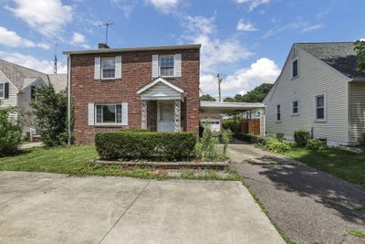 /international/us/1444-n-columbus-street-lancaster-oh-110100696472/