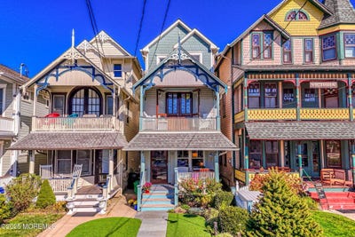 /international/us/9-embury-avenue-ocean-grove-nj-110103275438/