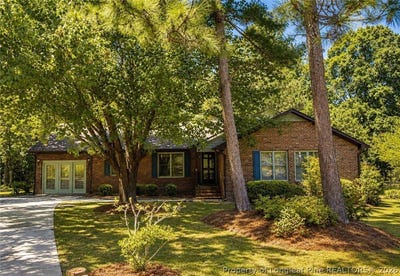 /international/us/998-pepperwood-drive-fayetteville-nc-110107865660/