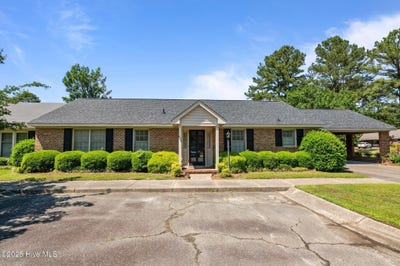 /international/us/825-westminster-lane-kinston-nc-110099302083/