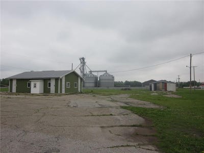 /international/us/1502-roseport-road-elwood-ks-110092006300/