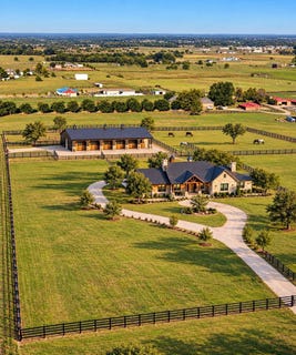 /international/us/791-stiles-road-whitesboro-tx-110120682683/