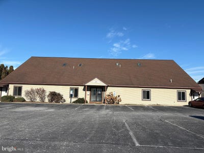 /international/us/5984-main-street-east-petersburg-pa-110104503691/