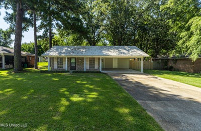 /international/us/239-traceland-drive-madison-ms-110108439539/