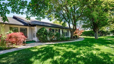 /international/us/689-e-4149-s-millcreek-ut-110095832676/