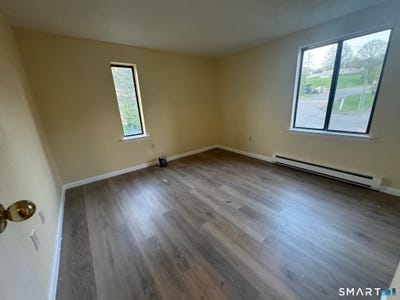 /international/us/184-burgundy-hill-lane-middletown-ct-110107572105/