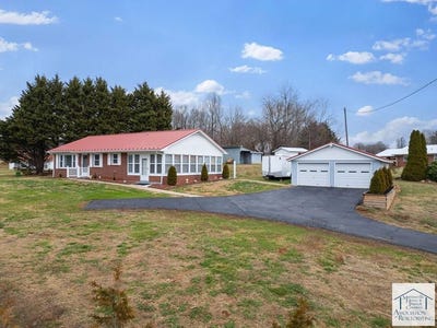 /international/us/62-connect-rd-stuart-va-110106140845/