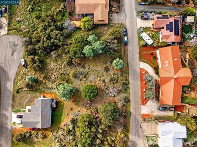 /international/us/9709-tenaya-way-kelseyville-ca-110105640381/