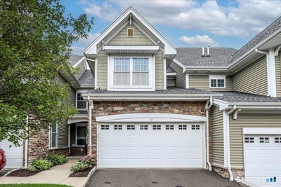 /international/us/18-lawrence-avenue-danbury-ct-110109109859/