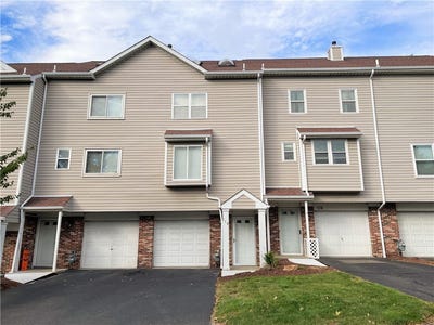 /international/us/118-old-village-lane-bethel-park-pa-110120620431/