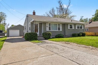 /international/us/709-w-highland-boulevard-battle-creek-mi-110108150205/