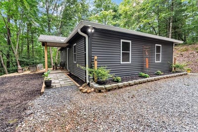 /international/us/728-pleasant-gap-road-ellijay-ga-110101450337/