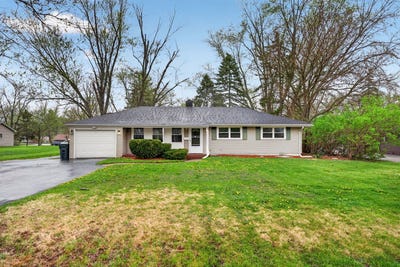 /international/us/4540-181st-place-country-club-hills-il-110107314830/