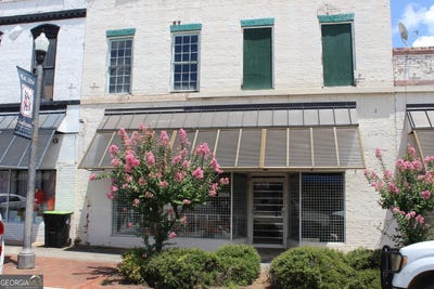 /international/us/208-south-dooly-street-montezuma-ga-110101298665/?lang=zh-cn