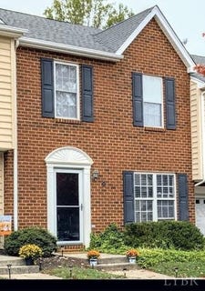/international/us/110-aaron-place-lynchburg-va-110109163330/