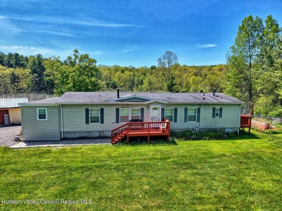 /international/us/155-scutt-road-greenville-ny-110108280748/
