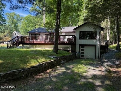 /international/us/30-lakeside-drive-lakeville-pa-110108655472/