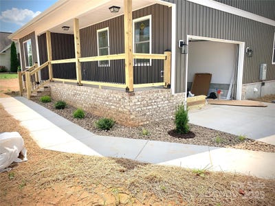 /international/us/107-viewmont-lane-ronda-nc-110101165544/?lang=zh-cn