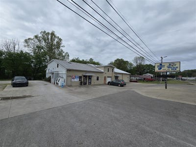 /international/us/803-s-main-street-brownsville-ky-110107691260/
