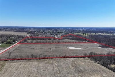 /international/us/vl-whisper-ridge-drive-lapeer-mi-110098681266/