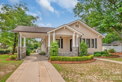 /international/us/312-e-church-street-kershaw-sc-110119455265/